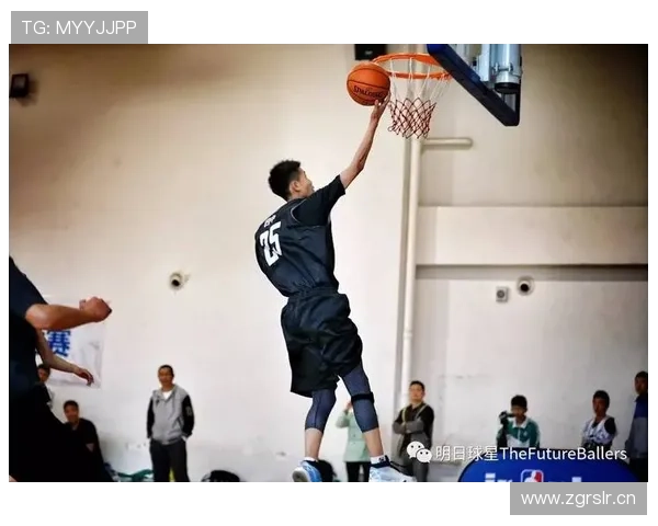 美国半马领跑车失误致集体跑偏